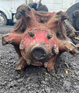 Mack 44,000 lbs 20" Hub
