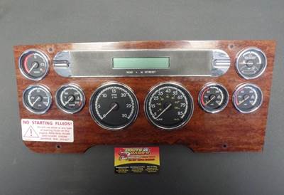 Freightliner Cascadia Instrument Panel Cluster