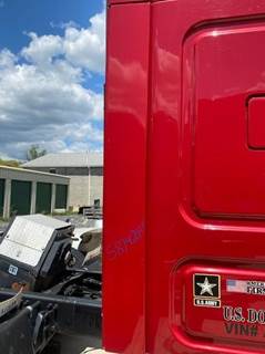 Freightliner Cascadia Sleeper Fairing