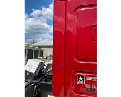 Freightliner Cascadia Sleeper Fairing
