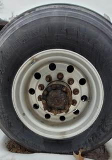 Freightliner Cascadia Tire & Rim