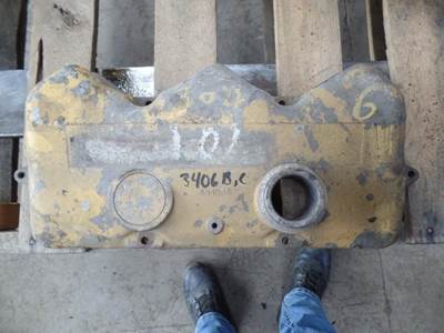 Caterpillar 3406B Valve Cover for a CAT 3406B
