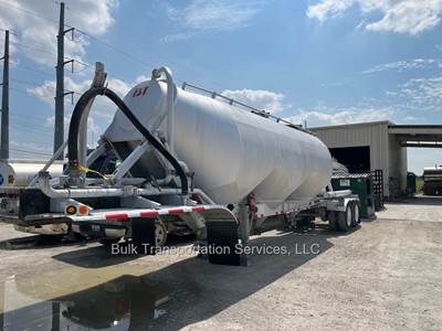 2012 Polar 1040 DRY BULK PNEUMATIC TRAILER Dry Bulk / Pneumatic Tank Trailer