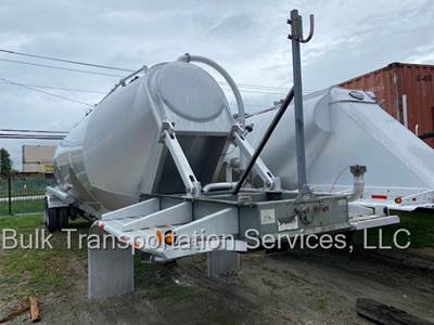 2012 Polar 1040 DRY BULK PNEUMATIC TRAILER Dry Bulk / Pneumatic Tank Trailer