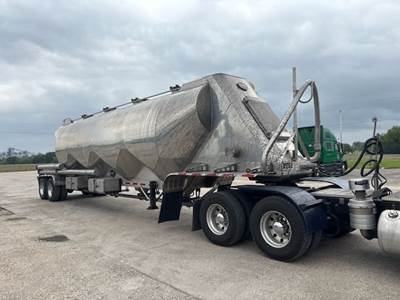 2024 MAC Trailer 1600 Cube Vacuum Pneumatic Food Grade Tanker Trailer