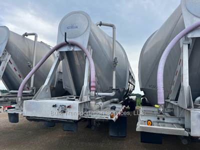 2004 Tremcar 1850 HIGH CUBE FOOD GRADE PNEUMATIC TRAILER