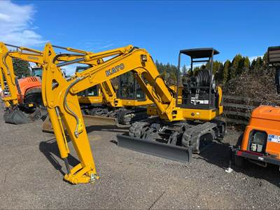Kato HD850G Excavator