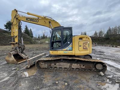 Kobelco SK270SR Excavator