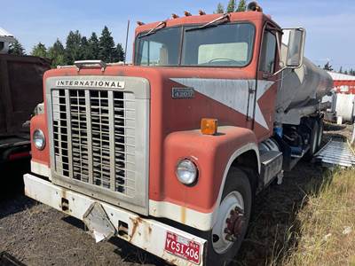 International TranStar 4200 Gasoline / Fuel Truck