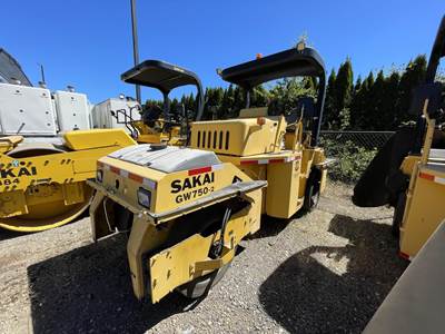 Sakai GW750-2 Pneumatic Tired Roller