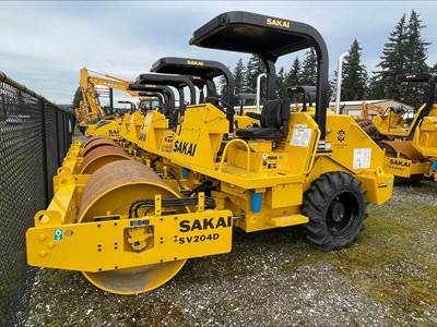 Sakai SV204D Smooth Drum Roller Compactor