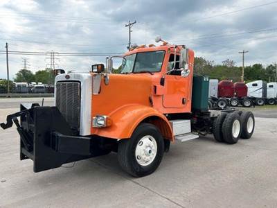 Peterbilt 367 Cab & Chassis Truck - Cummins, 350HP, Automatic