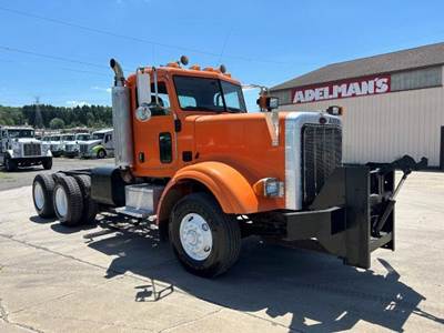 Peterbilt 367 Cab & Chassis Truck - Cummins, 350HP, Automatic
