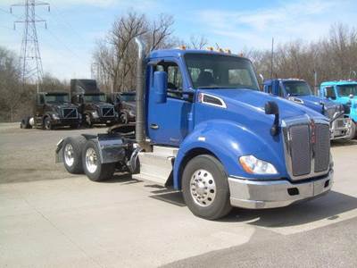 Kenworth T680 Day Cab Truck - Cummins 425HP, 10 Speed Automatic