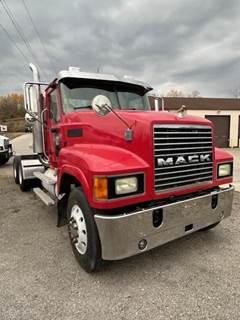 Mack Pinnacle CHU613 Day Cab Truck - 480HP