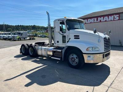 Mack Pinnacle CXU613 Day Cab Truck - MP7 395HP, Automatic