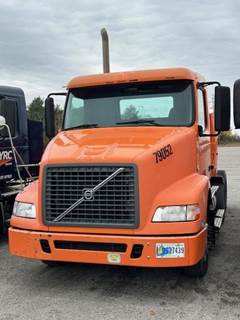 Volvo VNM64T200 Day Cab Truck - D13 410HP