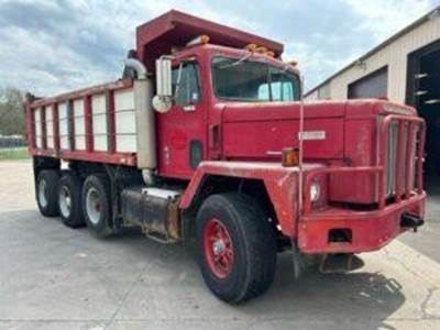 International Paystar 5000 Dump Truck