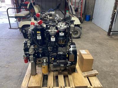 Caterpillar C4.4 Diesel Engine - 142 HP