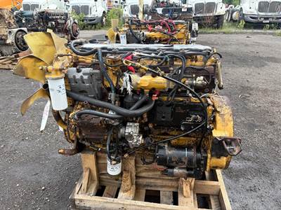Caterpillar C7 ACERT Diesel Engine - 300 HP