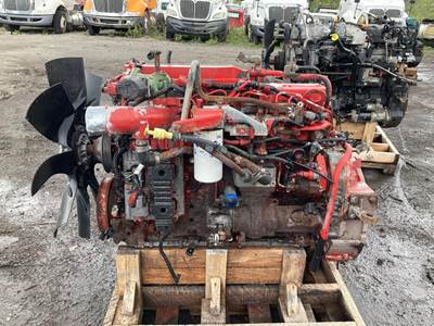 Cummins ISB 6.7L Diesel Engine - 240 HP