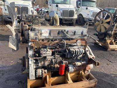 Cummins ISM Diesel Engine - 335 HP