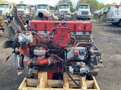 Cummins ISM425V Diesel Engine - 425 HP