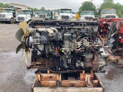 Detroit DD13 Diesel Engine