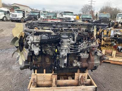 Detroit DD15 Diesel Engine