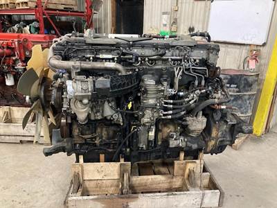 Detroit DD15 Diesel Engine - 455 HP