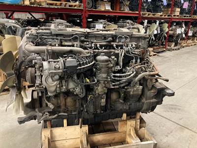 Detroit DD15 Diesel Engine - 455 HP