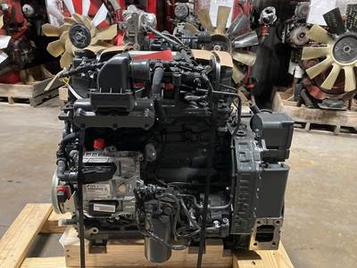 FPT F4HFE413NB Industrial Diesel Engine - 141 HP