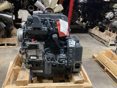 FPT F4HFE413P Industrial Diesel Engine - 121 HP