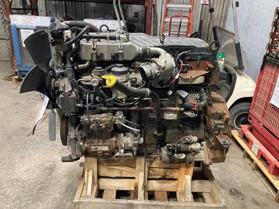 International MaxxForce DT Diesel Engine - 210 HP