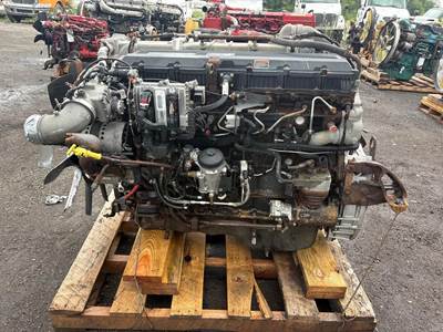 International N13 Diesel Engine - 475 HP