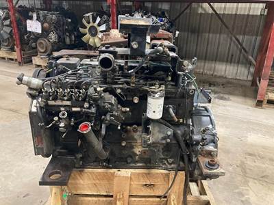 Komatsu SAA6D102E2 Industrial Diesel Engine - 171 HP