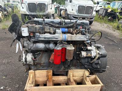 Mack EM7-300 ETECH Diesel Engine - 300 HP