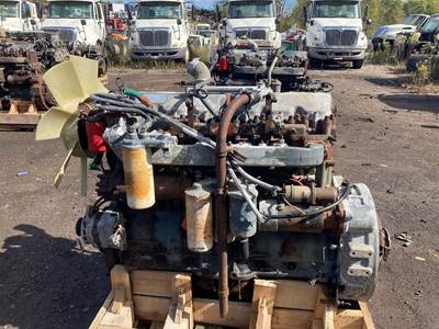 Mack EM7-300 V-MAC II Diesel Engine - 300 HP