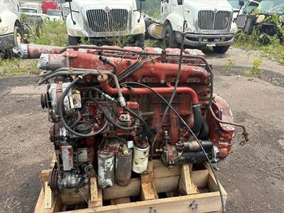 Mack Midliner MS300 Diesel Engine