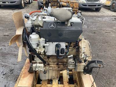 Mercedes-Benz OM904LA Diesel Engine - 170 HP