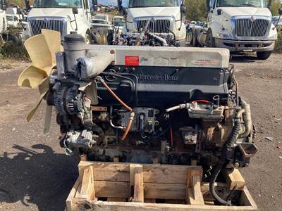 Mercedes-Benz OM460LA Diesel Engine - 410 HP