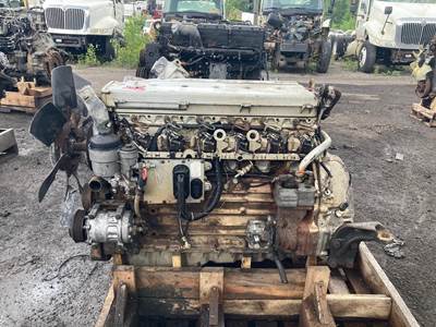 Mercedes OM906LA Diesel Engine - 250 HP