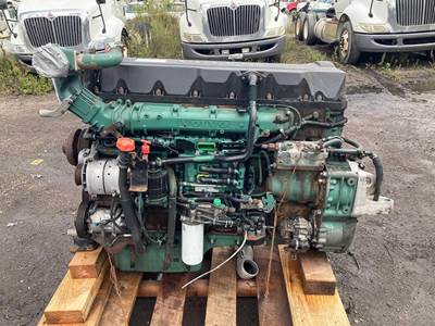 Volvo D13 Diesel Engine - 405 HP