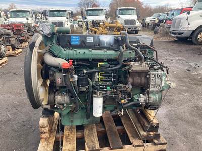 Volvo D13 Diesel Engine - 405 HP