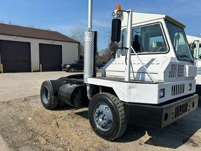 Kalmar Ottawa 30 Yard Spotter Truck - Cummins