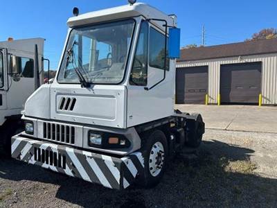 Kalmar T2 Yard Spotter Truck - Cummins, 160HP