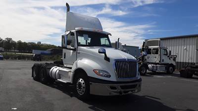 International LT Day Cab Truck - Cummins, Automatic