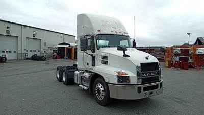 Mack Anthem Day Cab Truck - Mack MP7, Automatic