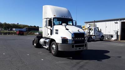 2020 Mack Anthem Single Axle Day Cab Truck - Mack MP7, Automatic