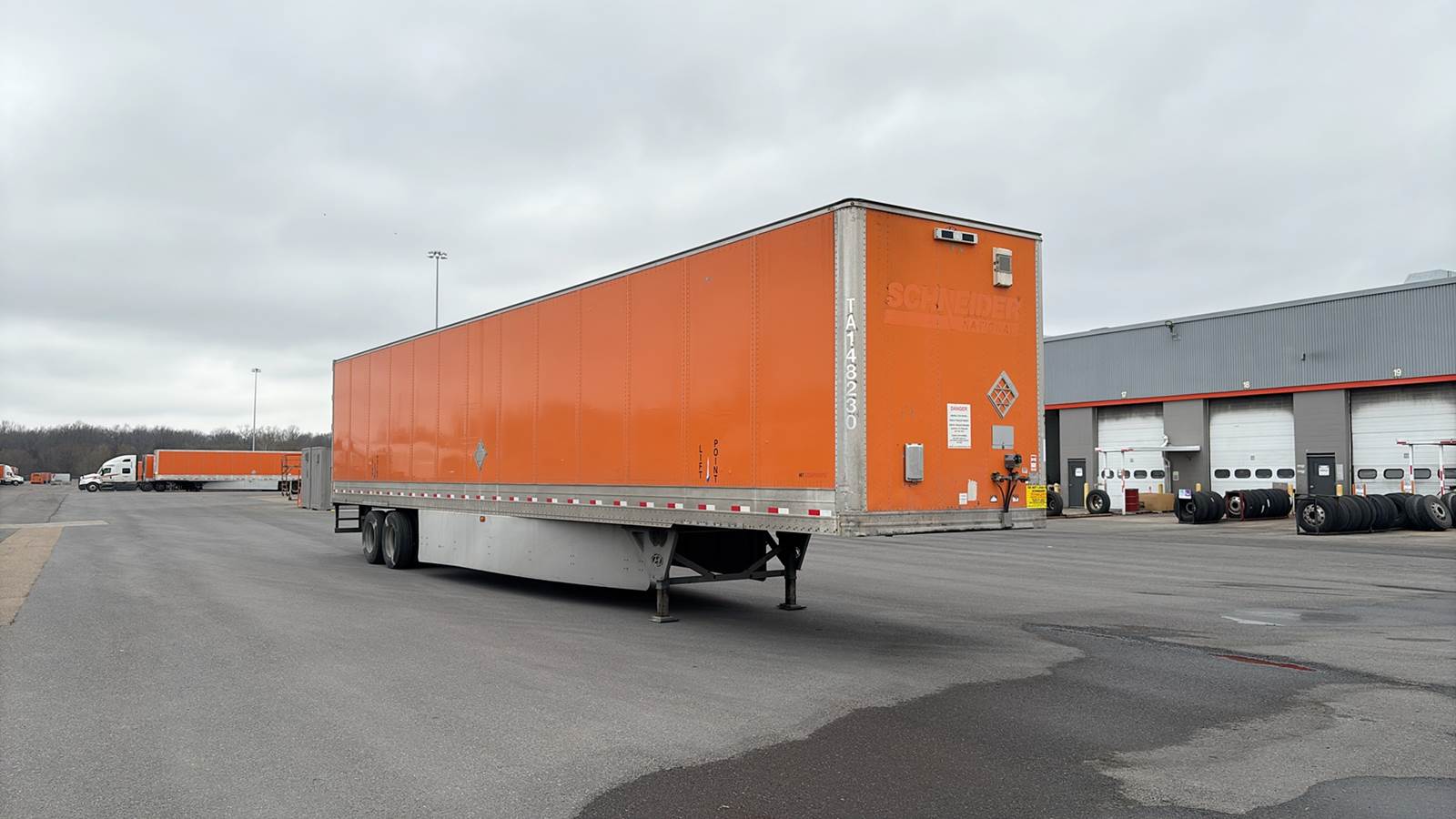 2015 Hyundai dry van trailer